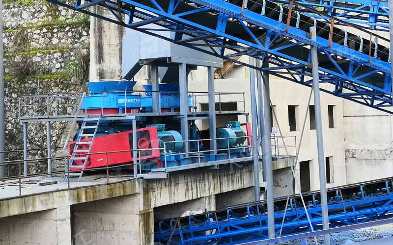 Choosing Cone Crusher for Medium and Fine Crushing Stage